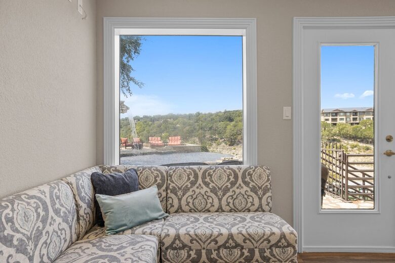 Lake Travis Vista - Lakeway, Texas
