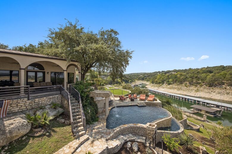 Lake Travis Vista - Lakeway, Texas
