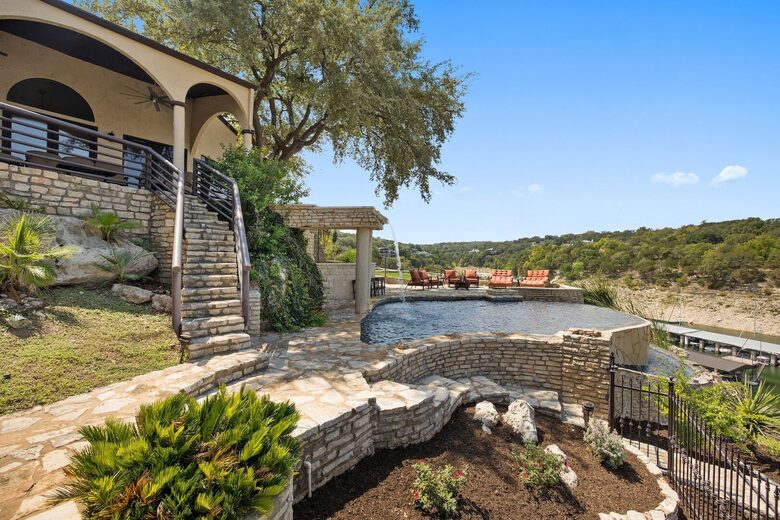 Lake Travis Vista - Lakeway, Texas