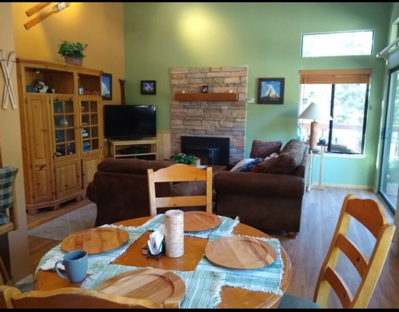 Mammoth Lakes Ski Condo - Mammoth Lakes, California