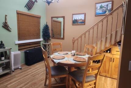 Mammoth Lakes Ski Condo - Mammoth Lakes, California