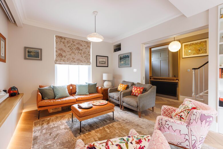 Holland Park Terraced House - London, United Kingdom