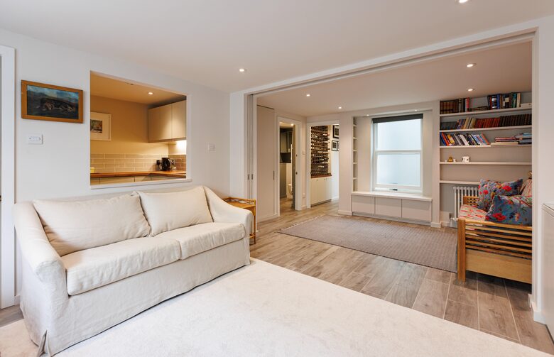 Holland Park Terraced House - London, United Kingdom