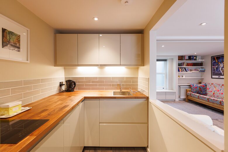 Holland Park Terraced House - London, United Kingdom