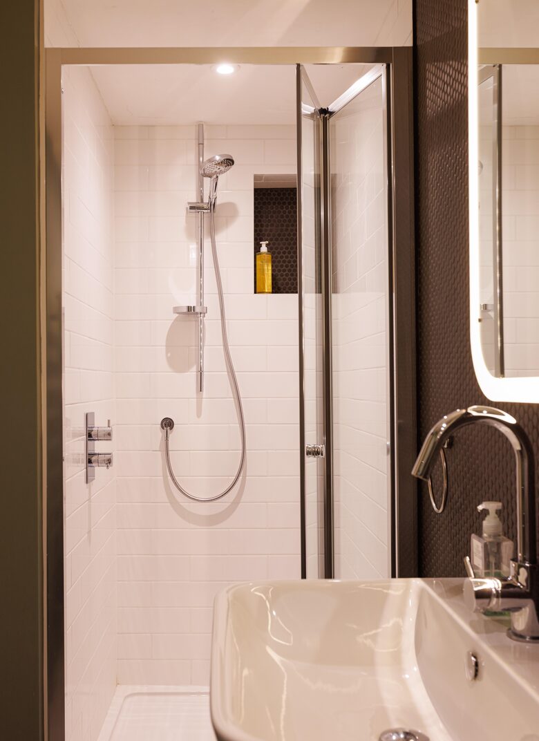 Holland Park Terraced House - London, United Kingdom