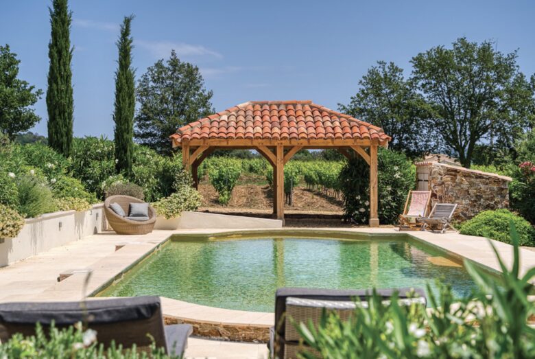 Provencal Stone House set in Vineyards - La Garde-Freinet, France