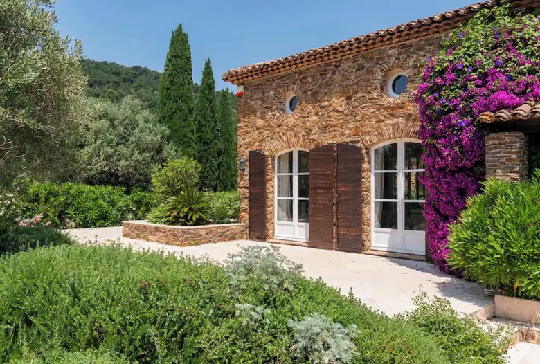 Provencal Stone House set in Vineyards - La Garde-Freinet, France