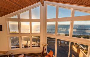 Strait Surf House - Port Angeles, Washington