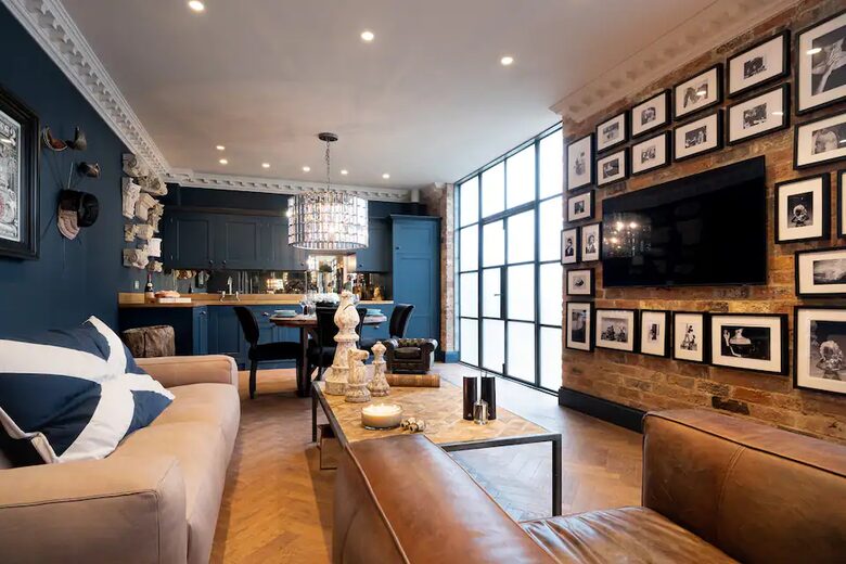 Milton House - Cheltenham, United Kingdom