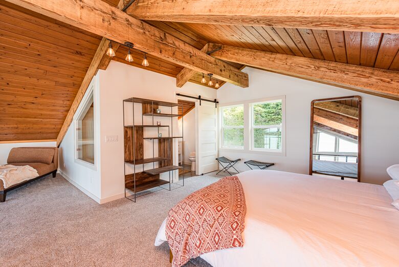 Strait Surf House - Port Angeles, Washington