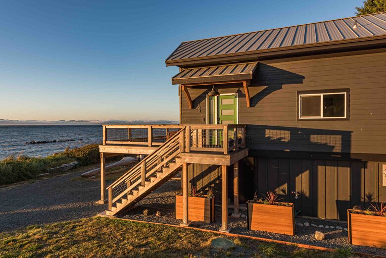 Strait Surf House - Port Angeles, Washington