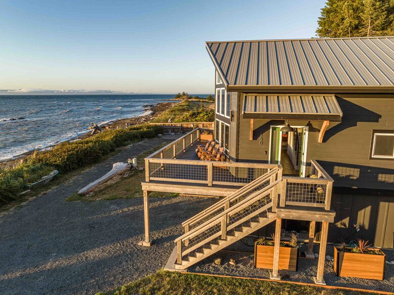 Strait Surf House - Port Angeles, Washington