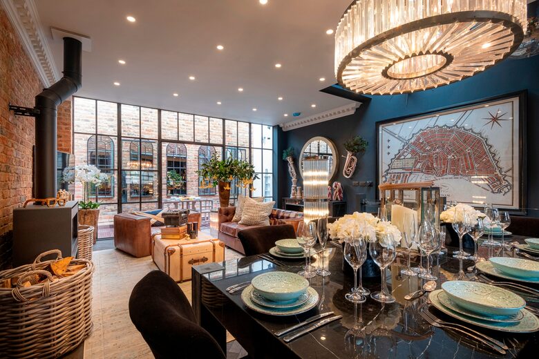 Milton House - Cheltenham, United Kingdom