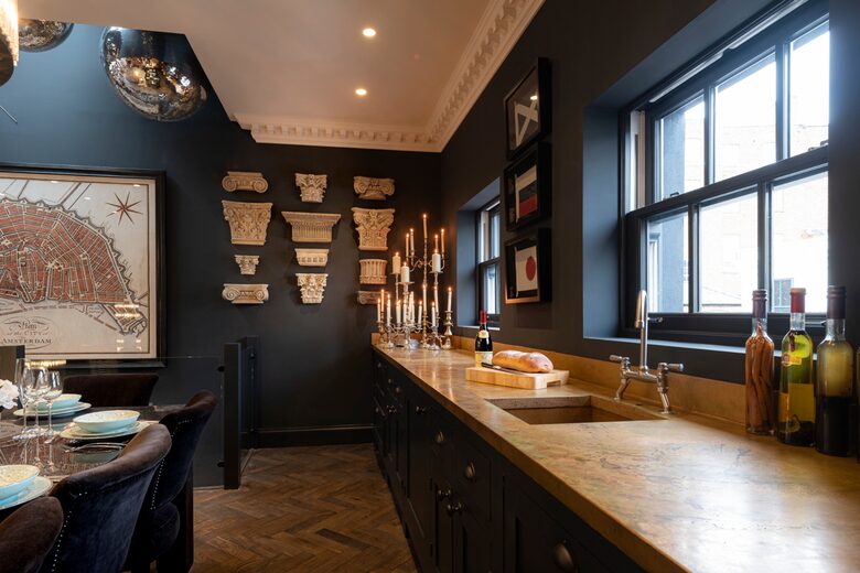Milton House - Cheltenham, United Kingdom