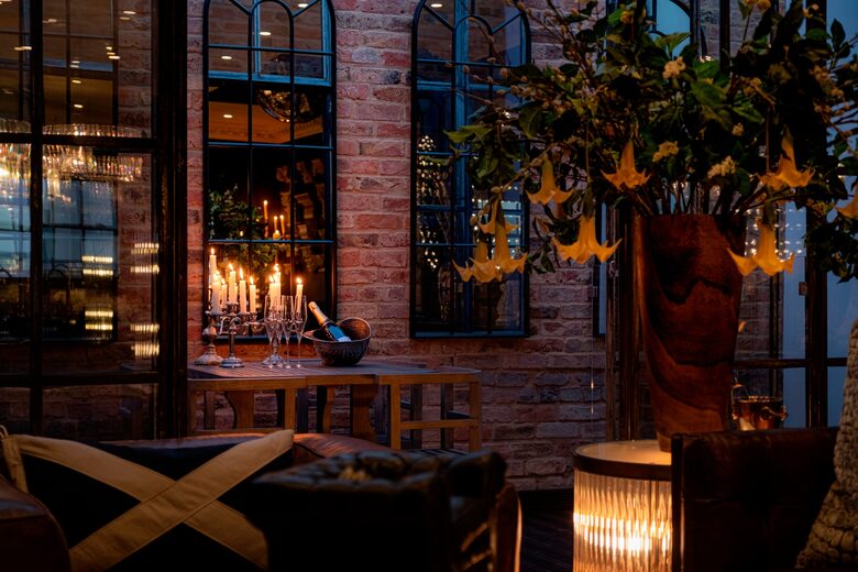 Milton House - Cheltenham, United Kingdom