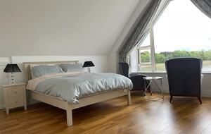 Luxury Waterfront Apartment - Co Roscommon, Ireland