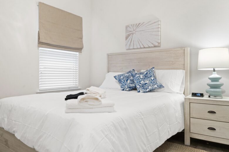 Backwater Bliss | Beach Sanctuary with Golf Cart, Bikes, Beach in 2 min - Port Saint Joe, Florida