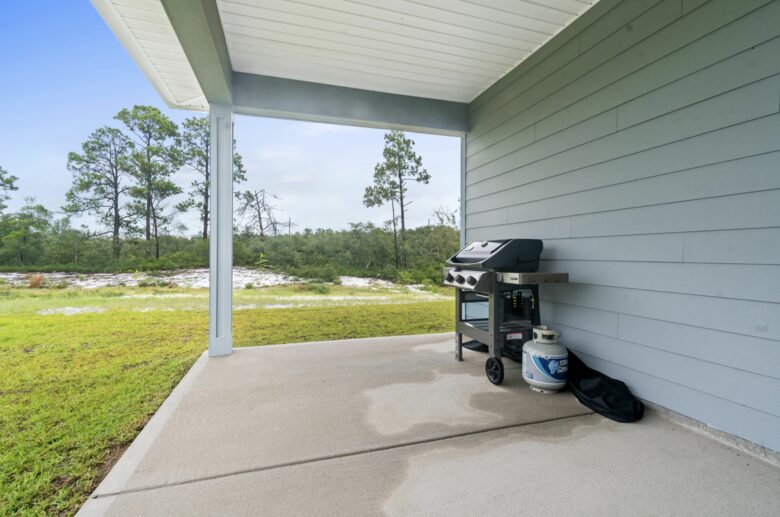 Backwater Bliss | Beach Sanctuary with Golf Cart, Bikes, Beach in 2 min - Port Saint Joe, Florida