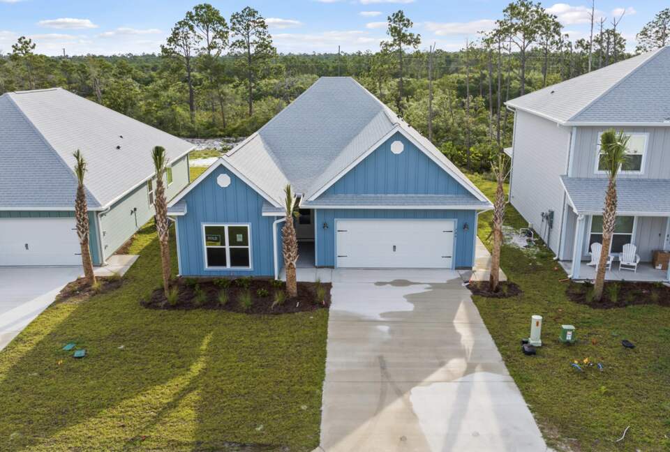 Backwater Bliss | Beach Sanctuary with Golf Cart, Bikes, Beach in 2 min - Port Saint Joe, Florida
