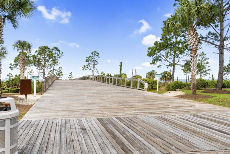 Backwater Bliss | Beach Sanctuary with Golf Cart, Bikes, Beach in 2 min - Port Saint Joe, Florida