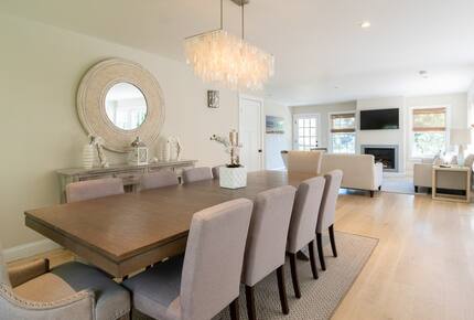 Exquisite Six-Bedroom Retreat in Nantucket Historic Downtown - Nantucket, Massachusetts