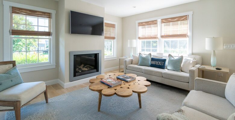 Exquisite Six-Bedroom Retreat in Nantucket Historic Downtown - Nantucket, Massachusetts