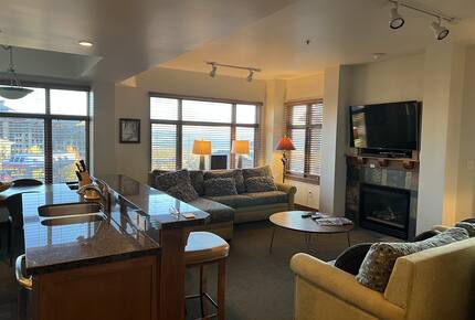 Extra large living room with fireplace and spectacular views
