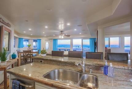 Aloha 1 | Mission Beach Oceanfront - San Diego, California
