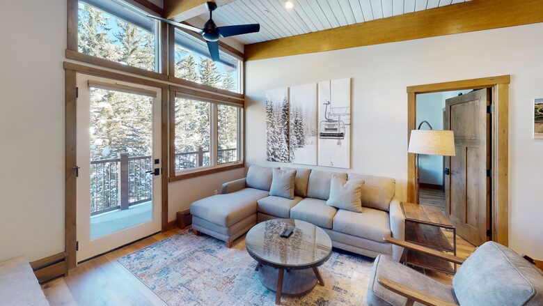 Modern Vail Condo - Slopeside and Loaded with Amenities - Vail, Colorado