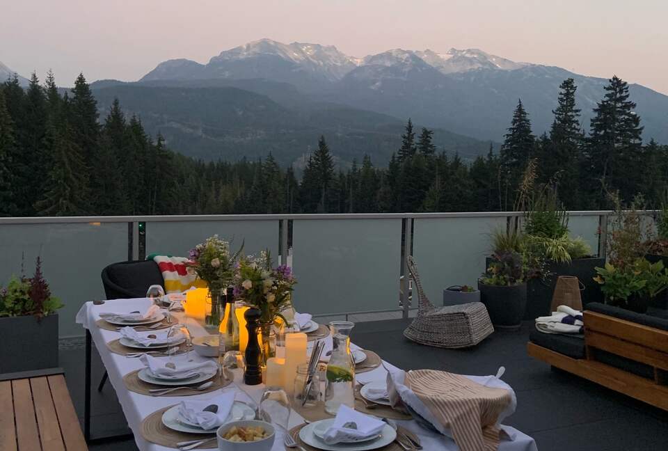 Rooftop patio dining