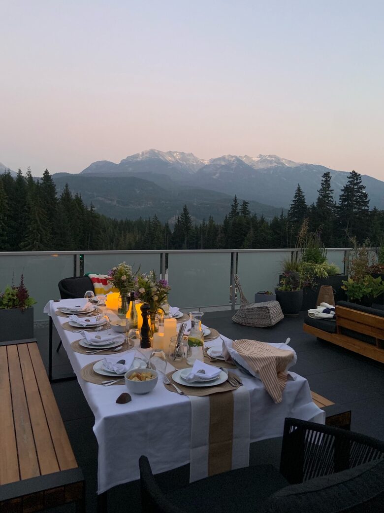 Rooftop patio dining