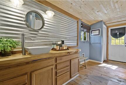 Serene Cabin in the Woods with Creek - Mosier, Oregon