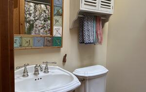 Upstairs full bath