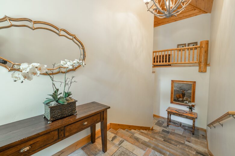 Luxury Deer Valley (mid-mountain) Ski-In/Ski-Out - Park City, Utah