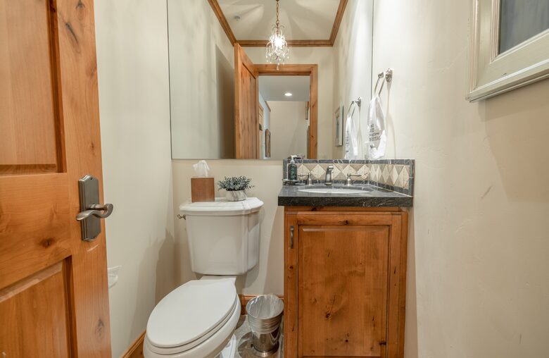 Luxury Deer Valley (mid-mountain) Ski-In/Ski-Out - Park City, Utah