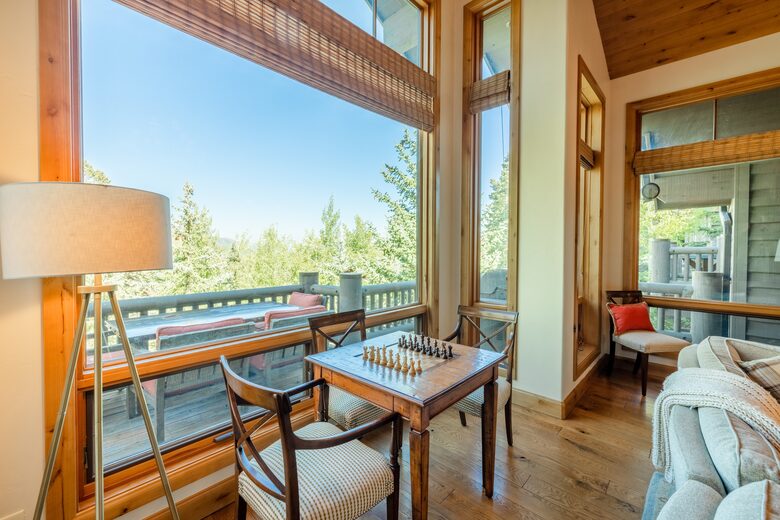 Luxury Deer Valley (mid-mountain) Ski-In/Ski-Out - Park City, Utah