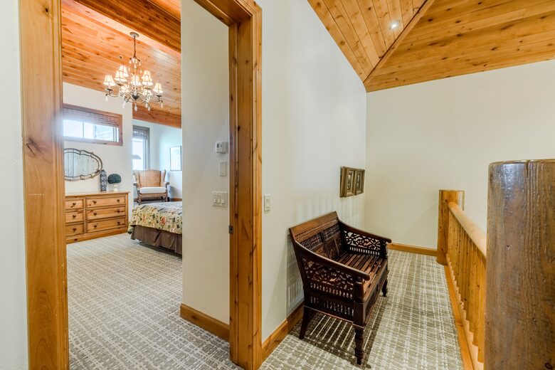 Luxury Deer Valley (mid-mountain) Ski-In/Ski-Out - Park City, Utah
