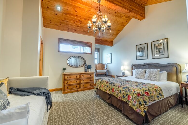 Luxury Deer Valley (mid-mountain) Ski-In/Ski-Out - Park City, Utah
