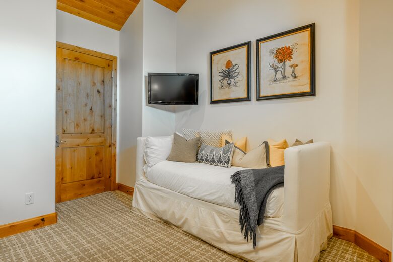 Luxury Deer Valley (mid-mountain) Ski-In/Ski-Out - Park City, Utah