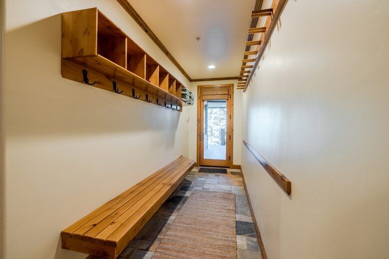 Luxury Deer Valley (mid-mountain) Ski-In/Ski-Out - Park City, Utah