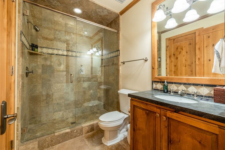 Luxury Deer Valley (mid-mountain) Ski-In/Ski-Out - Park City, Utah