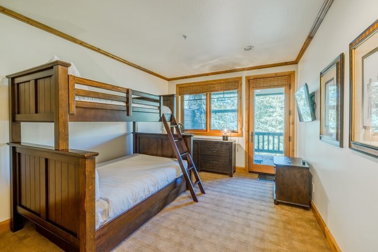Luxury Deer Valley (mid-mountain) Ski-In/Ski-Out - Park City, Utah