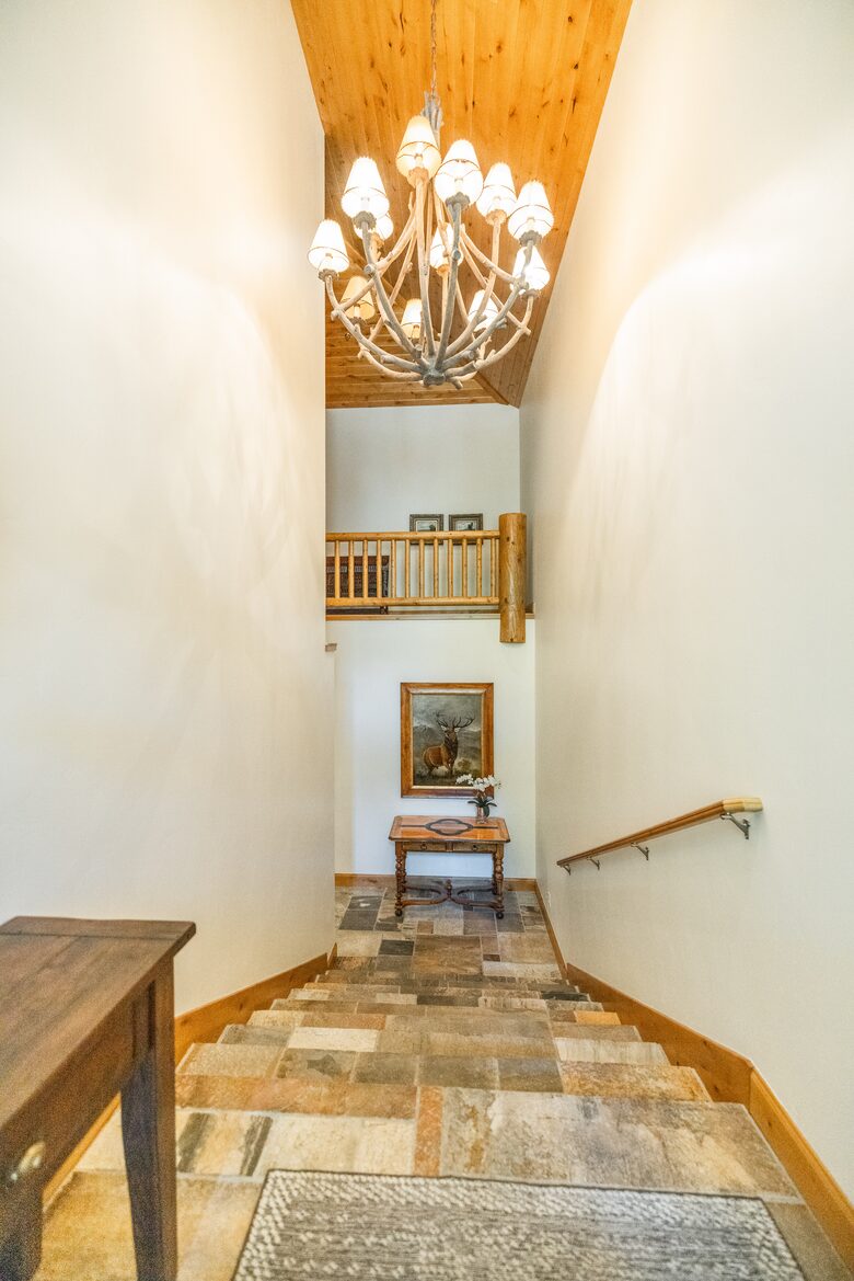 Luxury Deer Valley (mid-mountain) Ski-In/Ski-Out - Park City, Utah