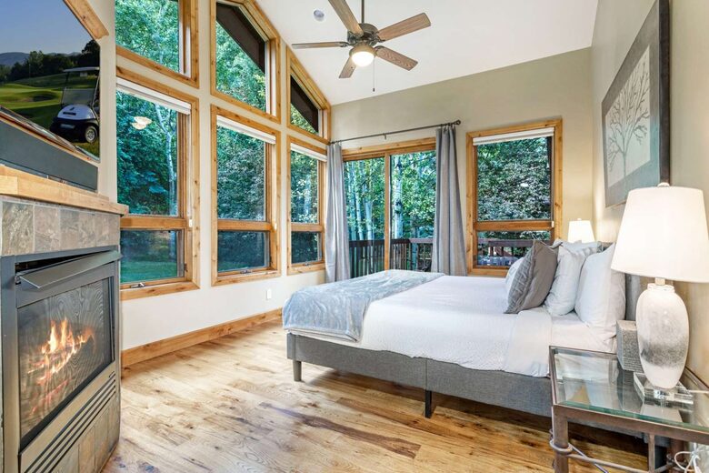 Mountain Modern Home with Private Hot Tub - Between Vail and Beaver Creek! - Avon, Colorado