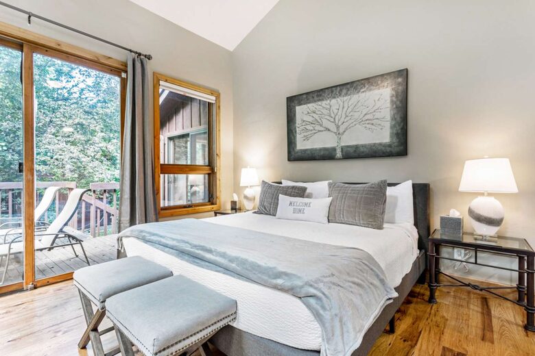 Mountain Modern Home with Private Hot Tub - Between Vail and Beaver Creek! - Avon, Colorado