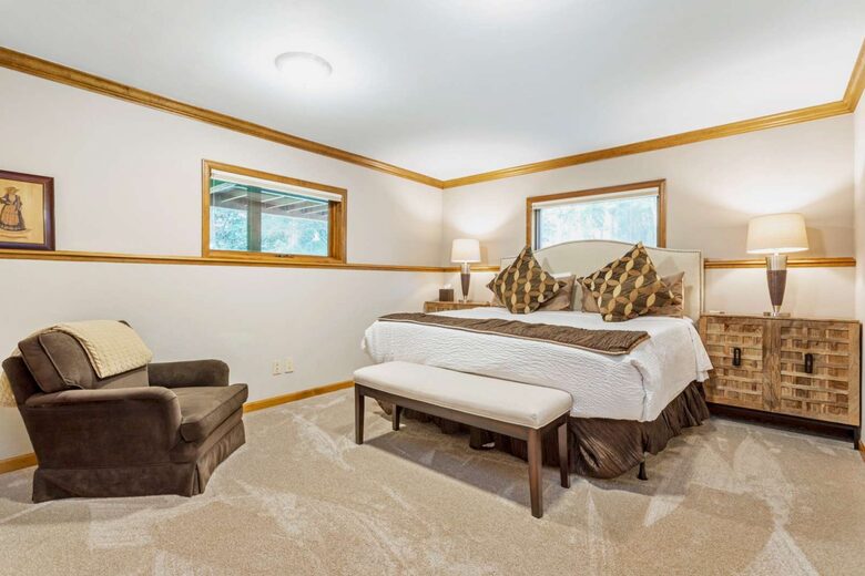 Mountain Modern Home with Private Hot Tub - Between Vail and Beaver Creek! - Avon, Colorado