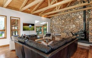 Mountain Modern Home with Private Hot Tub - Between Vail and Beaver Creek! - Avon, Colorado