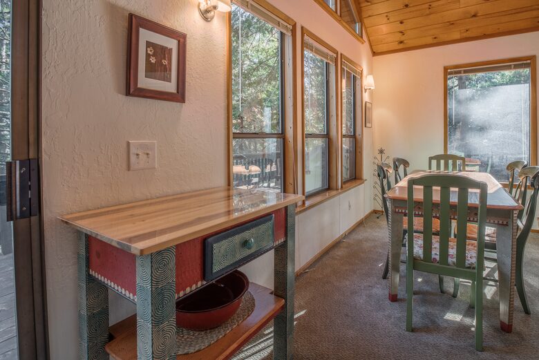 Pooh Corner Mountain Cabin - Camp Connell, California