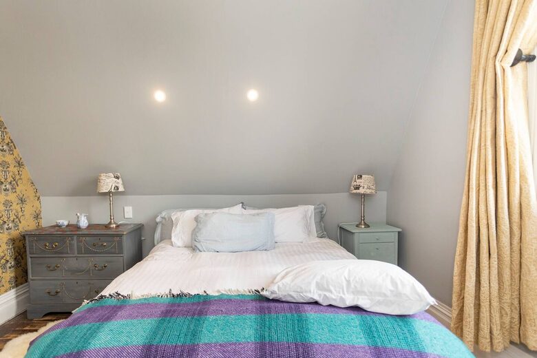 Hololio House - Historic Homestead at Clevedon Polo Club - Auckland, New Zealand