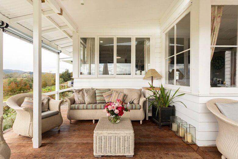 Hololio House - Historic Homestead at Clevedon Polo Club - Auckland, New Zealand
